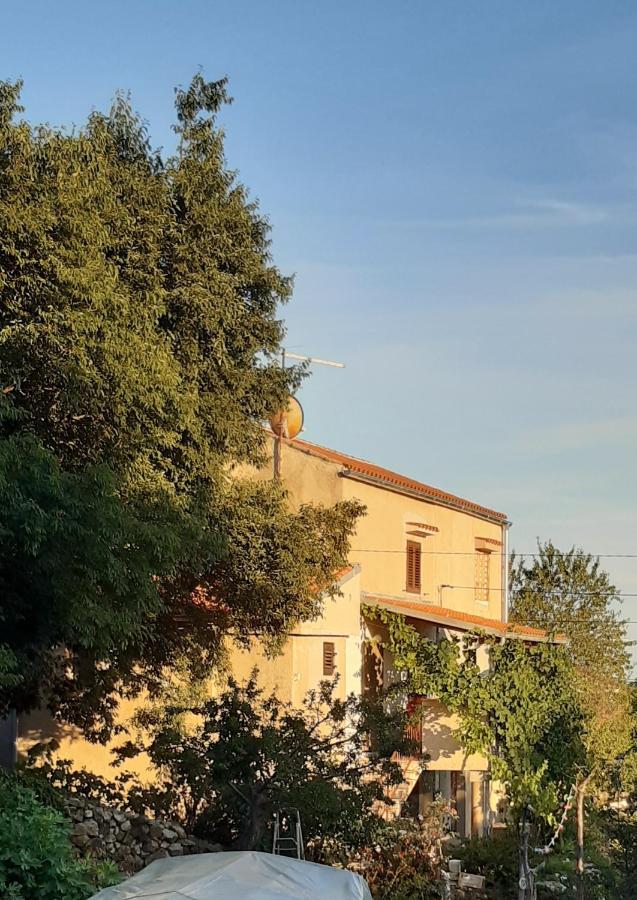 Holiday Home Loznati Cres Exterior photo