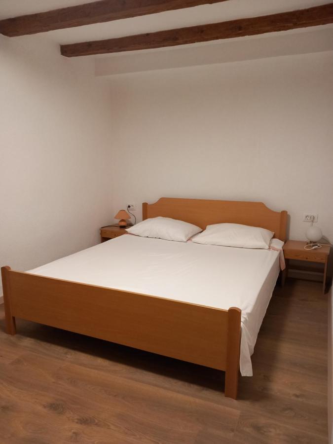 Holiday Home Loznati Cres Exterior photo
